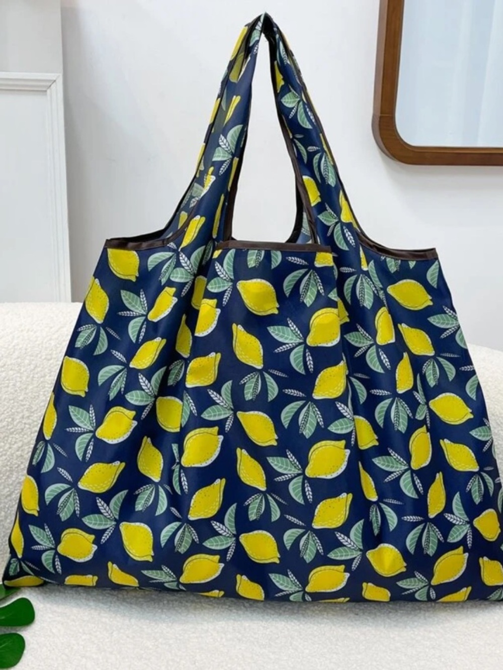Large Lemon Grove Foldable Tote Bag NWT 🦋